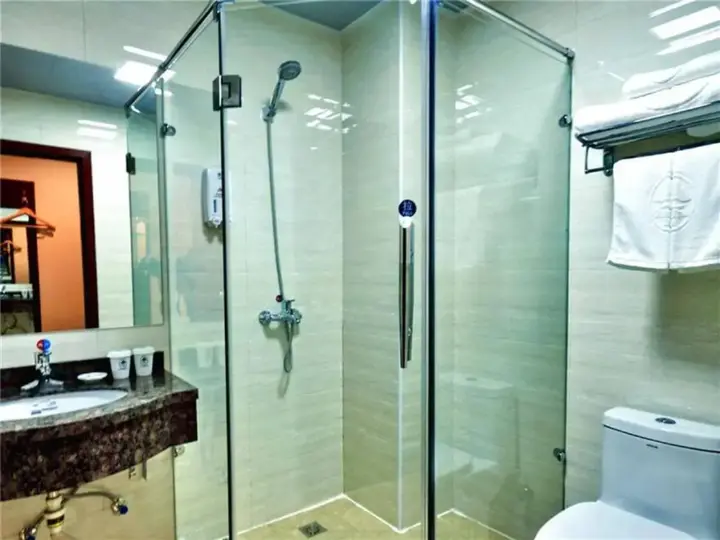 Чжанцзякоу: GreenTree Inn Zhangjiakou Jinding Ci’er Mountain Road Business Hotel