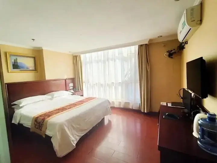Синтай: GreenTree Inn Xingtai Railway Station Business Hotel