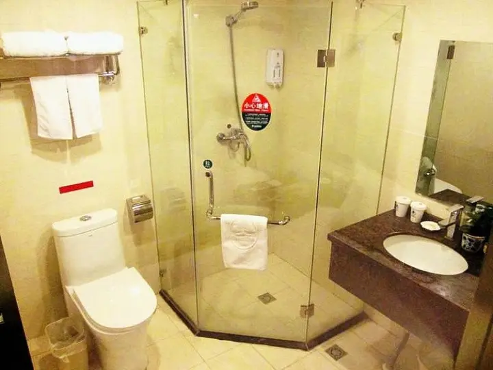 Цанчжоу: GreenTree Inn Cangzhou Huanghua Trade City Express Hotel