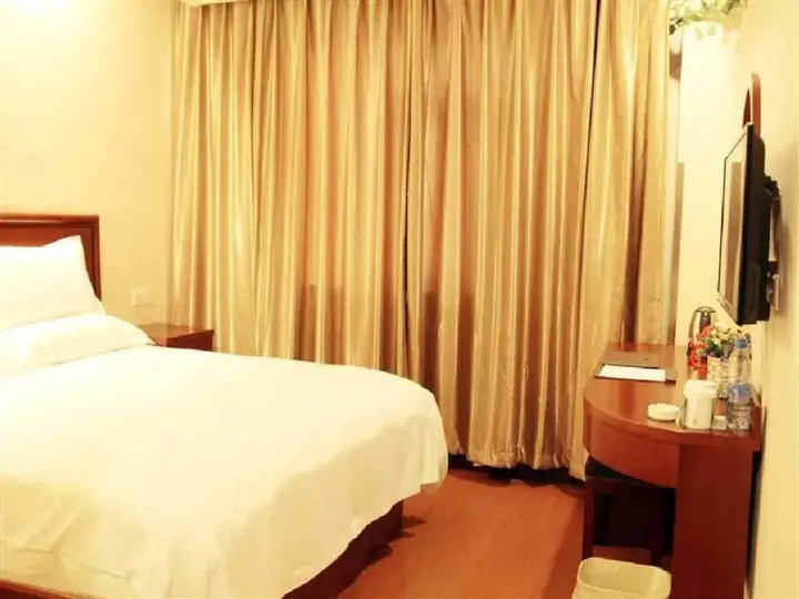 Лянфан: GreenTree Inn Langfang Dachang South Huaan Road Express Hotel