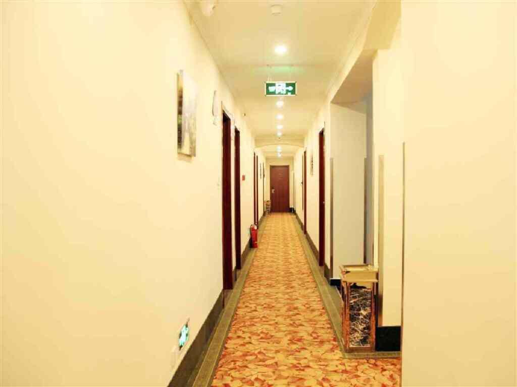 Лянфан: GreenTree Inn Langfang Dachang South Huaan Road Express Hotel