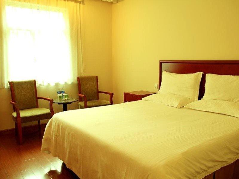 Лянфан: GreenTree Inn Langfang Sanhe South Yingbin Road Express Hotel