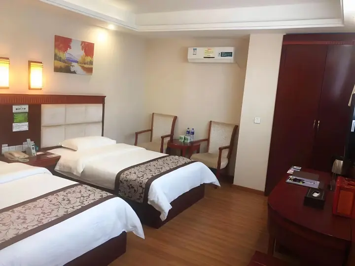 Хойчжоу: GreenTree Inn Huizhou Chenjiang Intercity Rail Station Hotel