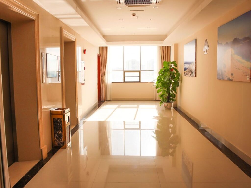 Янгиианг: GreenTree Inn Guangdong Yangjiang Xiping Road Bus Terminal Station Express Hotel