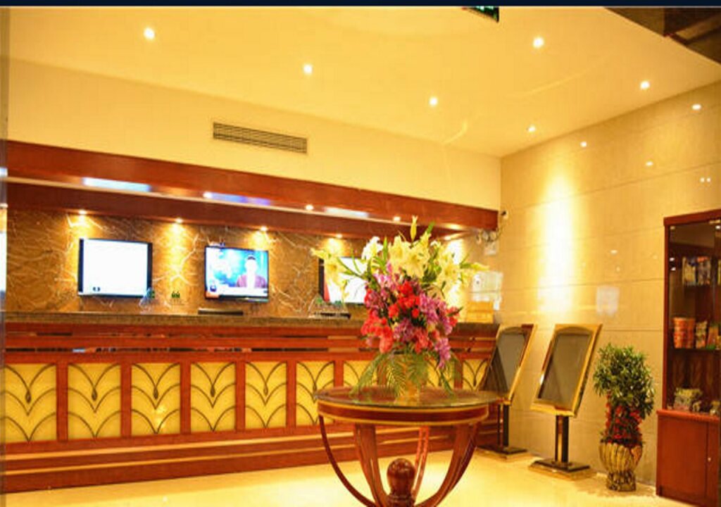 Яньань: GreenTree Inn Yan an Luochuan Fuqian Street Express Hotel