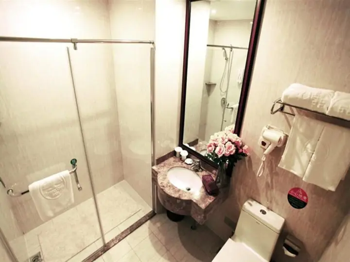 Уху: GreenTree Inn Anhui Wuhu Zhongshan Road Pedestrian Street Express Hotel