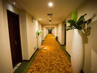 Уху: GreenTree Inn Anhui Wuhu Zhongshan Road Pedestrian Street Express Hotel