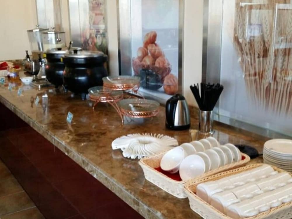 Уху: GreenTree Inn Anhui Wuhu Zhongshan Road Pedestrian Street Express Hotel