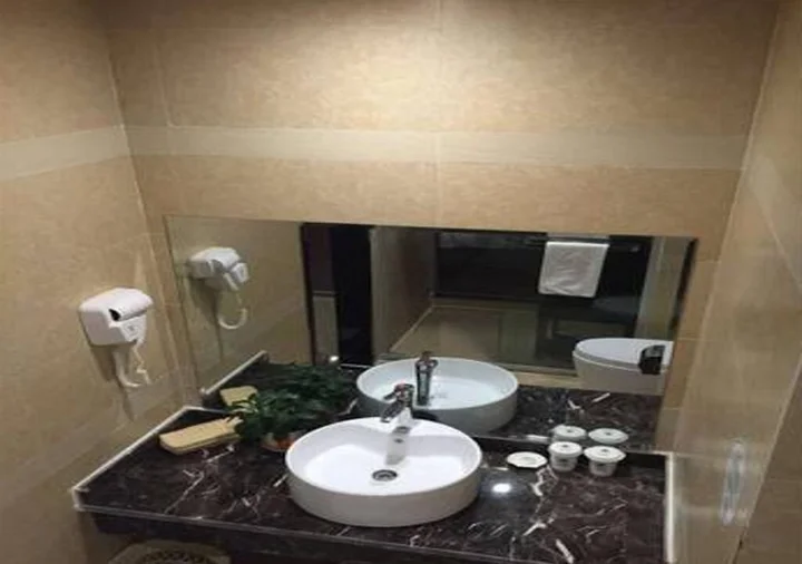 Уху: GreenTree Inn Wuhu Wuhu County Yingbin Avenue World Trade South Building Express Hotel