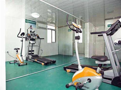 Фуян: GreenTree Inn Anhui Fuyang Middle Yingzhou Road Business Hotel