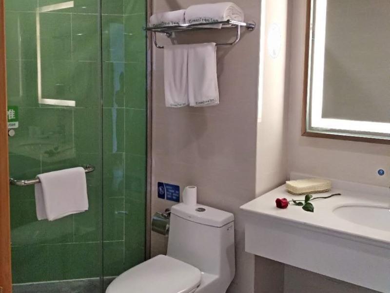 Аньцин: Greentree Inn Anqing Yuexixian Wenquan Branch