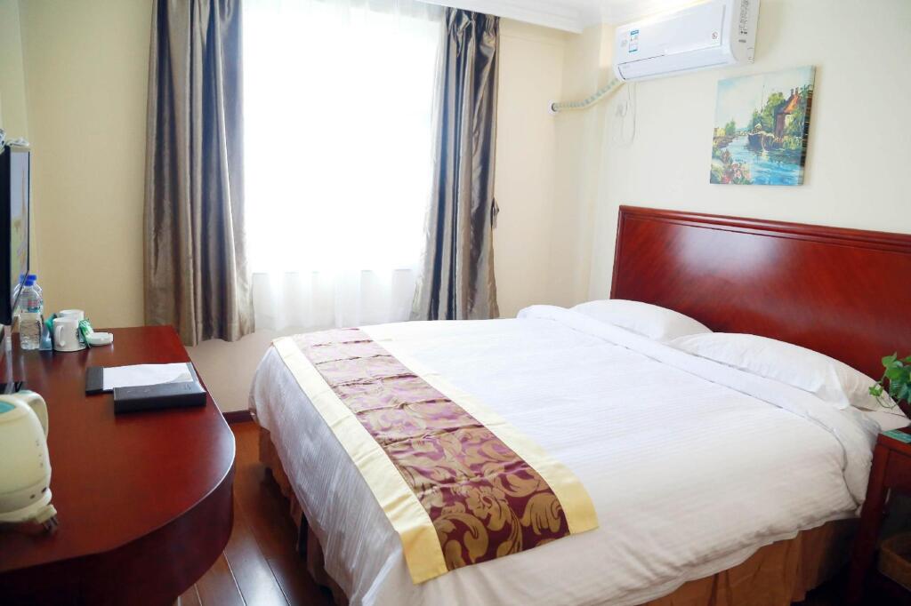 Аньцин: GreenTree Inn Anqing Renmin Road Business Road Express Hotel