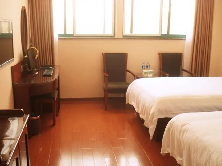 Луань: GreenTree Inn Luan Huoshan Yingjia Avenue Business Hotel