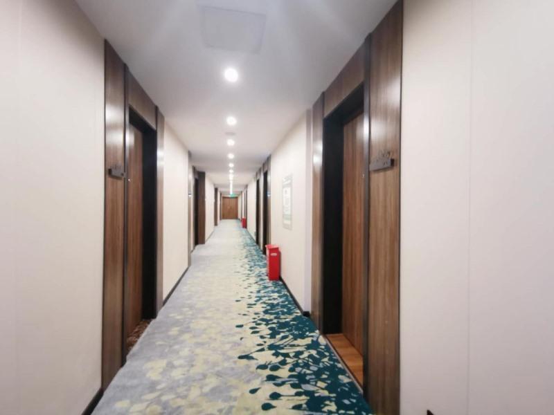 Луань: GreenTree Inn Luan Huoshan Yingjia Avenue Business Hotel