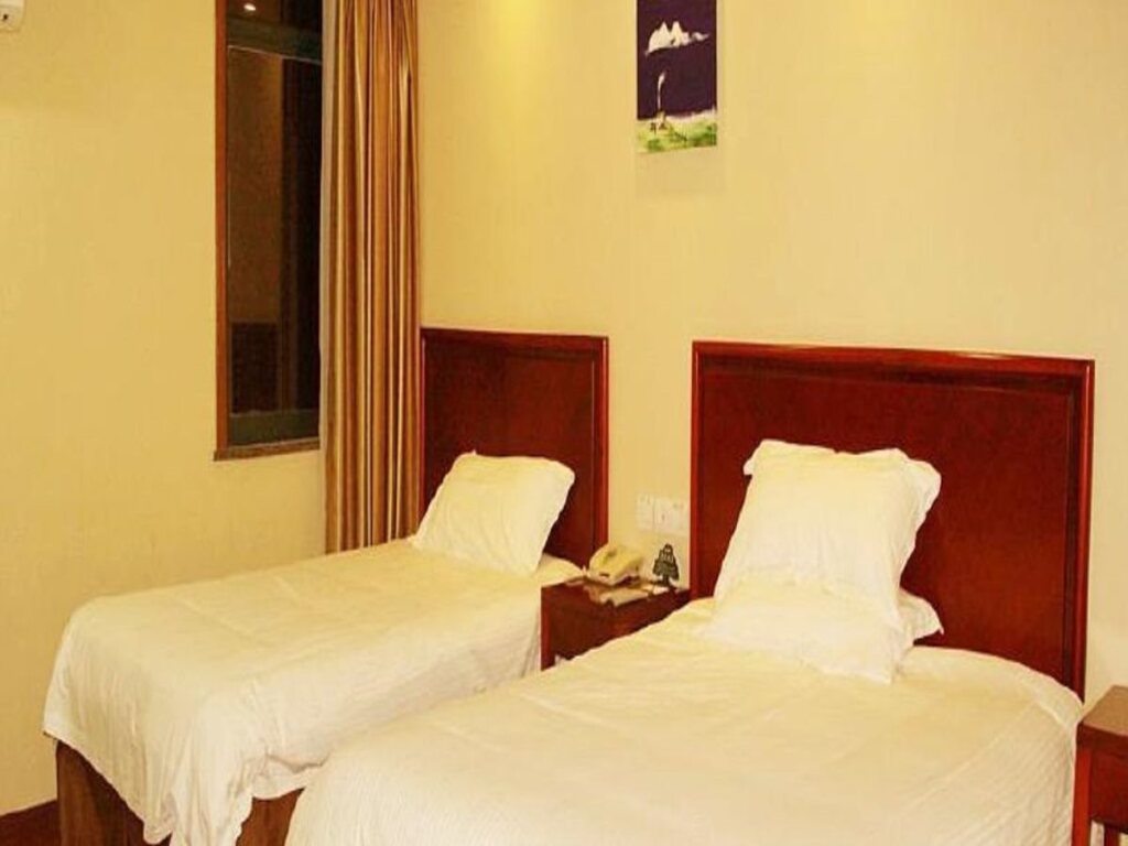 Луань: GreenTree Inn Anhui Luan Shouxian Dinghu Avenue Express Hotel