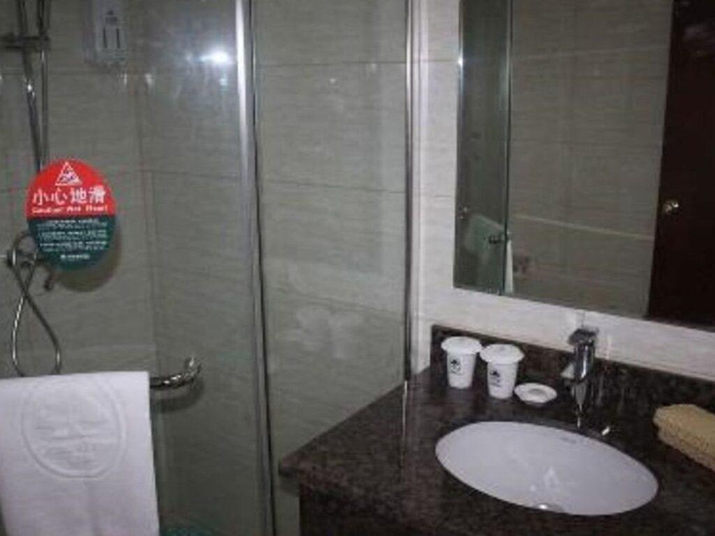 Луань: GreenTree Inn Anhui Luan Shouxian Dinghu Avenue Express Hotel