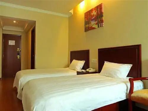 Аньцин: GreenTree Inn Tongling North Yian Road Fortune Plaza Express Hotel