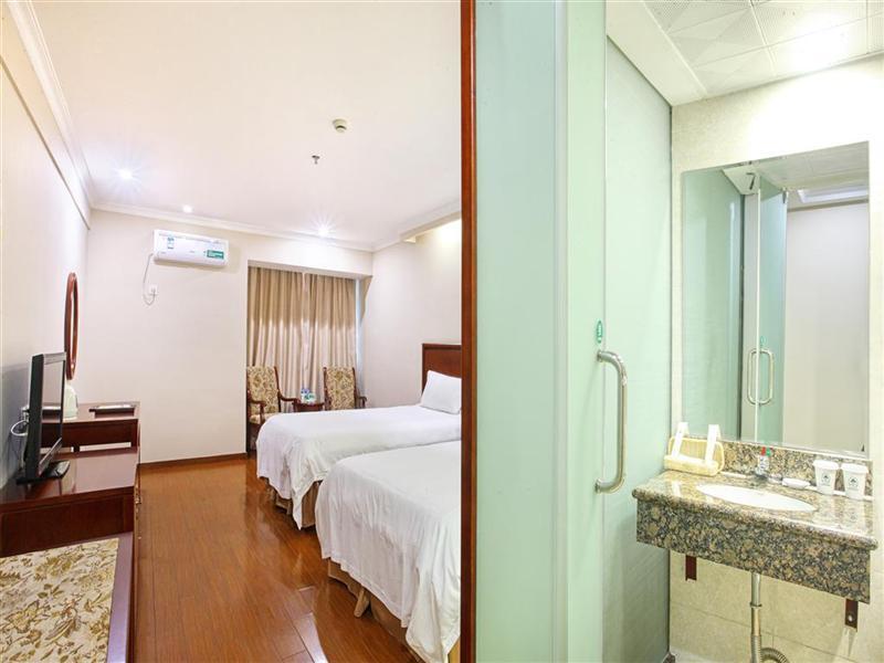 Хуаншань: GreenTree Inn Anhui Huangshan Tiandu Ave