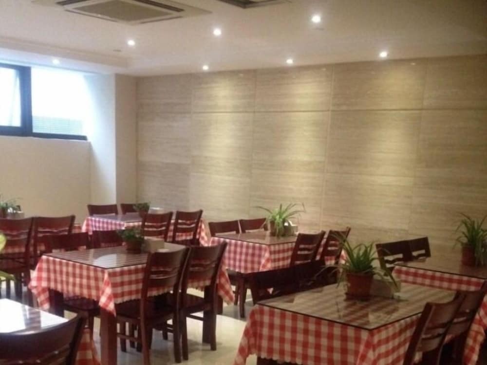 Чжоушань: GreenTree Inn Zhoushan Putuo Donggang Hotel