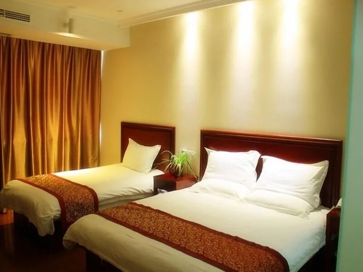 Чжоушань: GreenTree Inn Zhoushan Putuo Donggang Hotel
