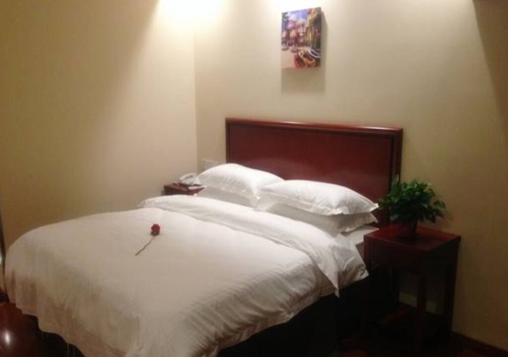 Фуян: GreenTree Inn AnHui FuYang YingShang ZhongShan Road Express Hotel