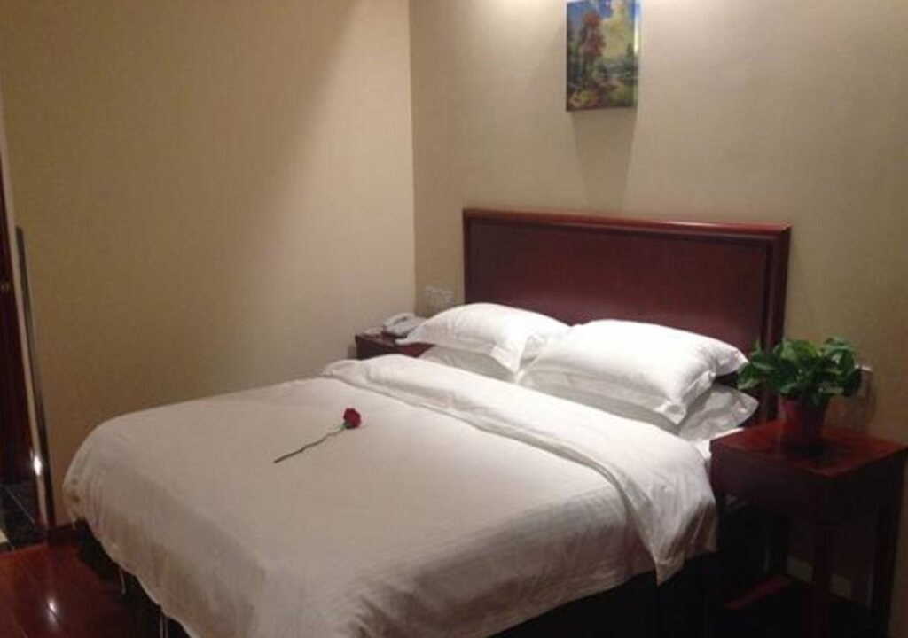 Фуян: GreenTree Inn AnHui FuYang YingShang ZhongShan Road Express Hotel