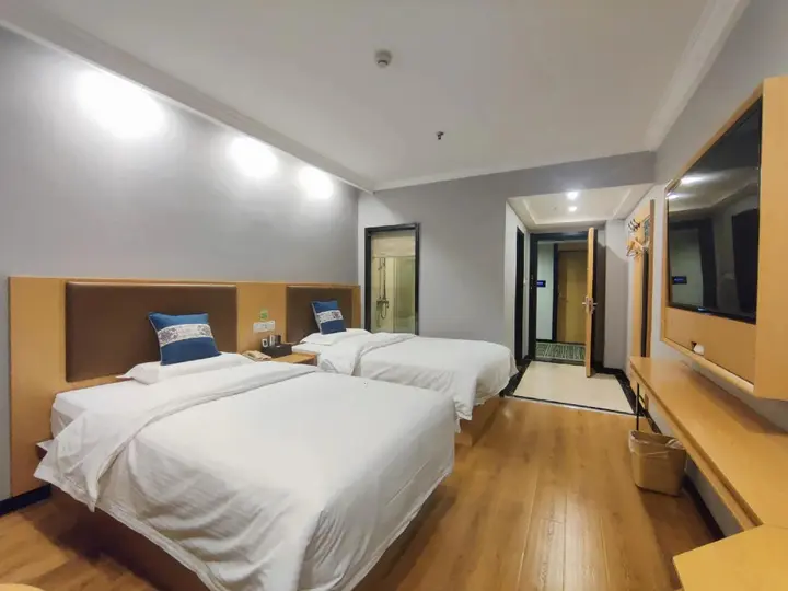 Фуян: GreenTree Inn Anhui Fuyang Railway Station W XianGYAng Road Business Hotel