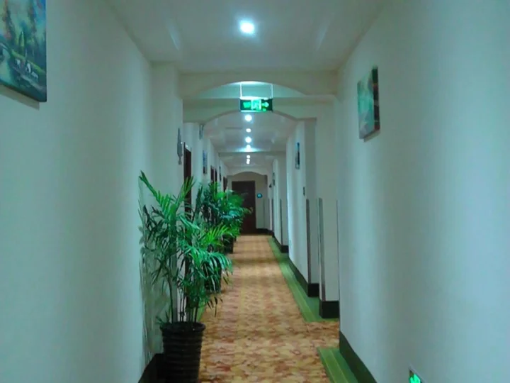 Луань: GreenTree Inn LiuAn HuoQiu County JianXing Road Express Hotel