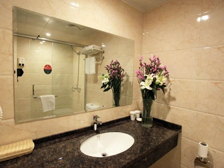 Xuancheng: GreenTree Inn XuanCheng Jixi County GuangMing Building Hotel