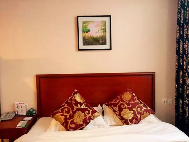 Хуаншань: GreenTree Inn HuangShan Tunxi District Old Street Bus Station Hotel