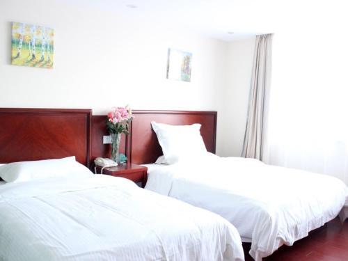 Луань: GreenTree Inn AnHui LiuAn WanXi Avenue ShengLi Road Express Hotel