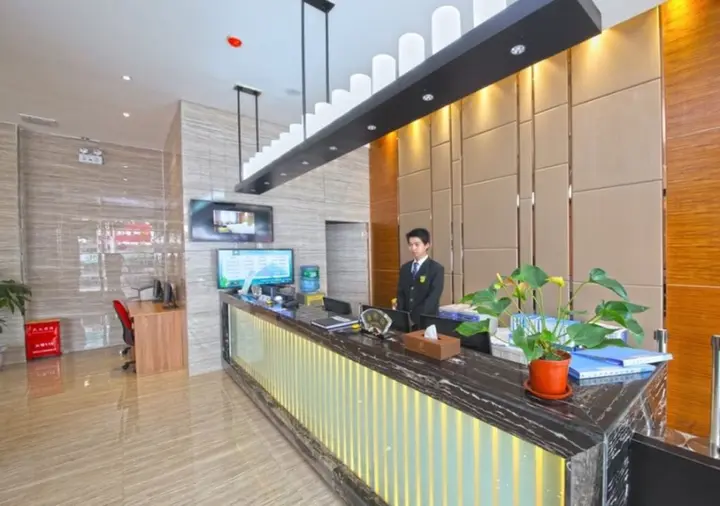Цзеян: GreenTree Inn JieYang Bus Terminal Station RongHua Avenue Hotel