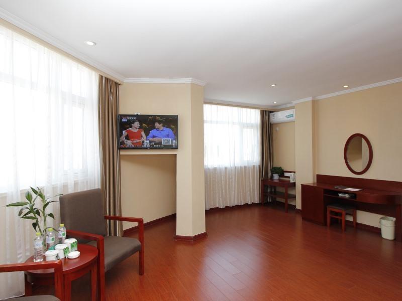 Жичжао: GreenTree Inn RiZhao Bus Station FuHai East Road Express Hotel