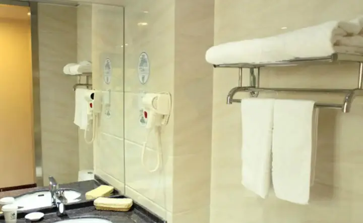 GreenTree Inn Shanxi Luliang Fengshan Road Central Park Express Hotel — фото 3