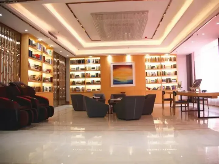 Хецзе: Greentree Inn Heze Train Station Hotel