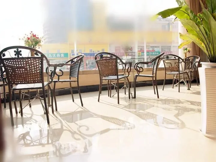 Хецзе: GreenTree Inn Heze Railway Station Hotel