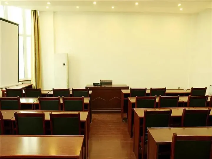 Хецзе: GreenTree Inn Heze Juancheng County Second Juancheng Road Shell Hotel