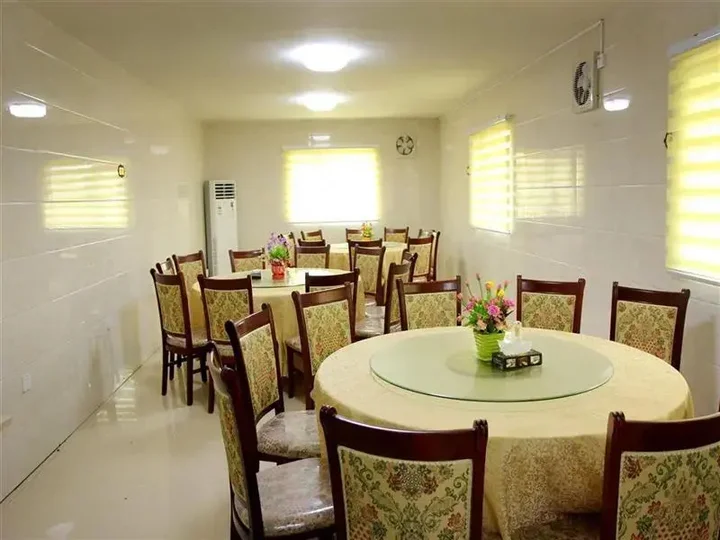 Хецзе: GreenTree Inn Heze Juancheng County Second Juancheng Road Shell Hotel
