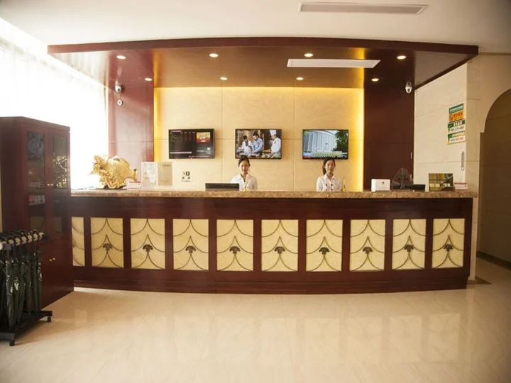Цзинин: GreenTree Inn Shandong Zoucheng Railway Station Huochang Road Business Hotel