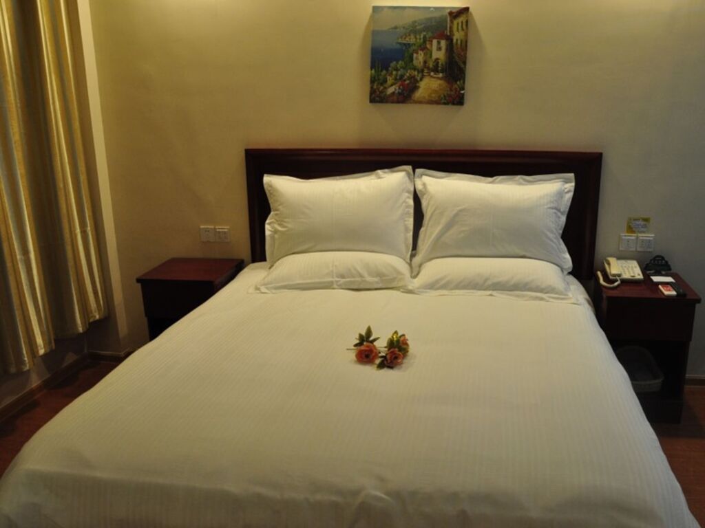 Цзинин: GreenTree Inn Jining Qufu East Jingxuan Road Sankong Express Hotel