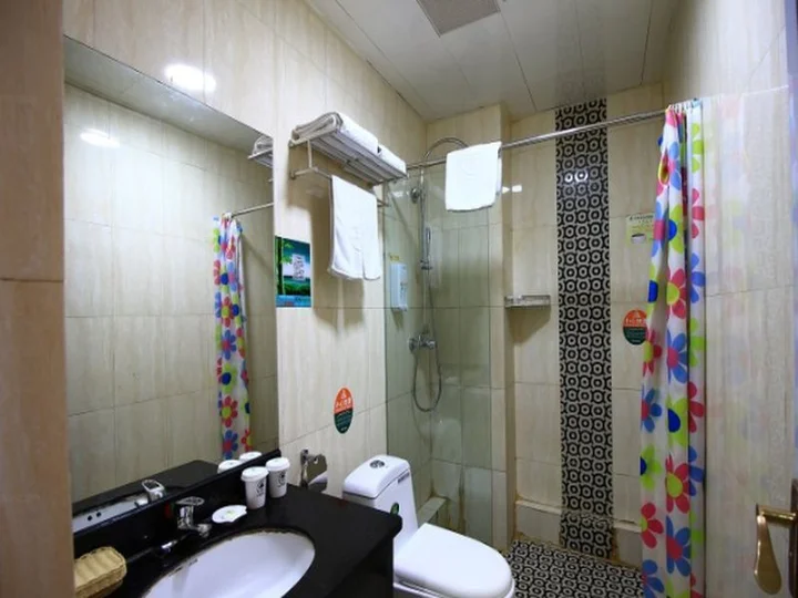 Цзинин: GreenTree Alliance Shandong Jining Qufu Bus Station Hotel