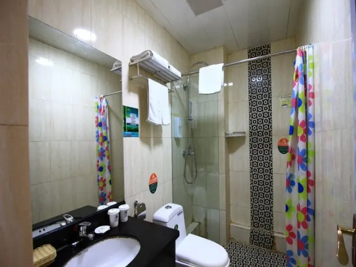 Цзинин: GreenTree Alliance Shandong Jining Qufu Bus Station Hotel