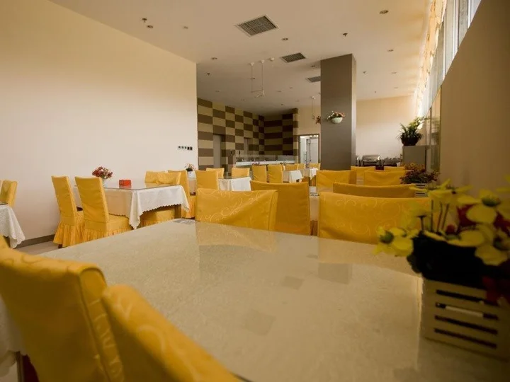 Цзинин: GreenTree Inn Jining Yanzhou Jiuzhou Fangyuan Business Hotel