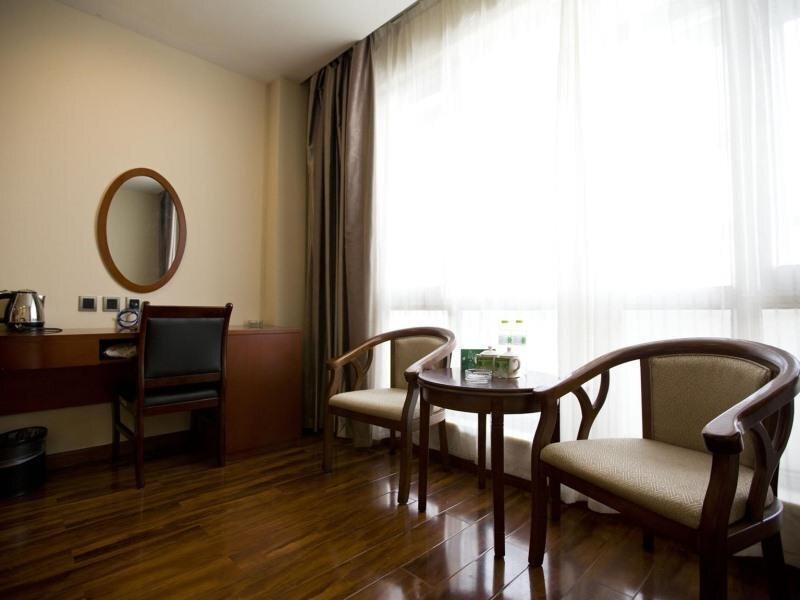 Цзинин: GreenTree Inn Jining Yanzhou Jiuzhou Fangyuan Business Hotel