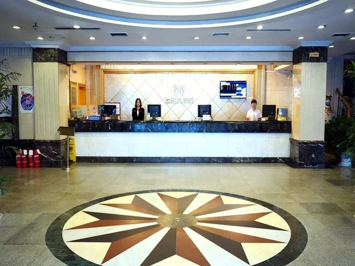 Вэйфан: GreenTree Aliiance Weifang Zhucheng Heping Street Huayang Hotel
