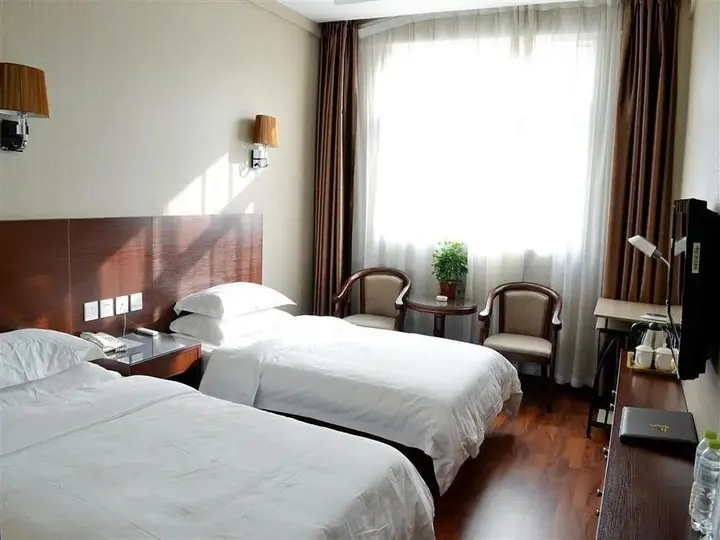 Вэйфан: GreenTree Alliance Shandong Weifang Shouguang New Bus Station Hotel