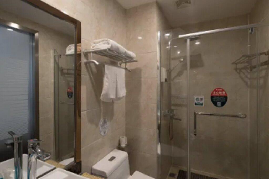 Уху: GreenTree Inn Anhui Wuhu Yinhu North Road Fangte World Resort South Gate Business Hotel