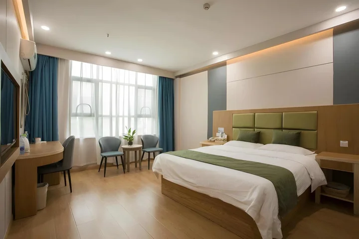 Уху: GreenTree Inn Anhui Wuhu Yinhu North Road Fangte World Resort South Gate Business Hotel