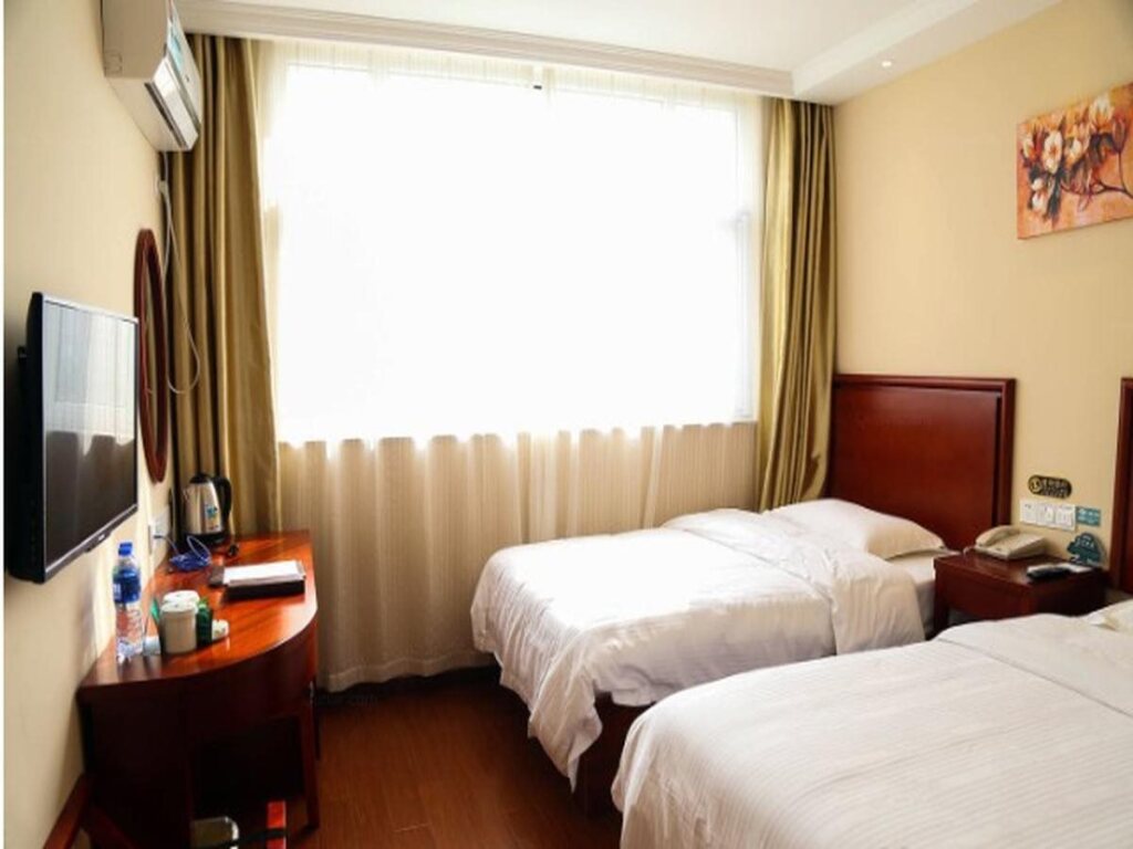 GreenTree Inn JiangSu WuXi BinHu HuiHe Road XiHui Garden Express Hotel — фото 2