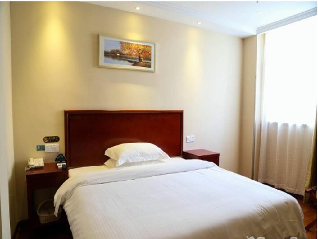 GreenTree Inn JiangSu WuXi BinHu HuiHe Road XiHui Garden Express Hotel — фото 4